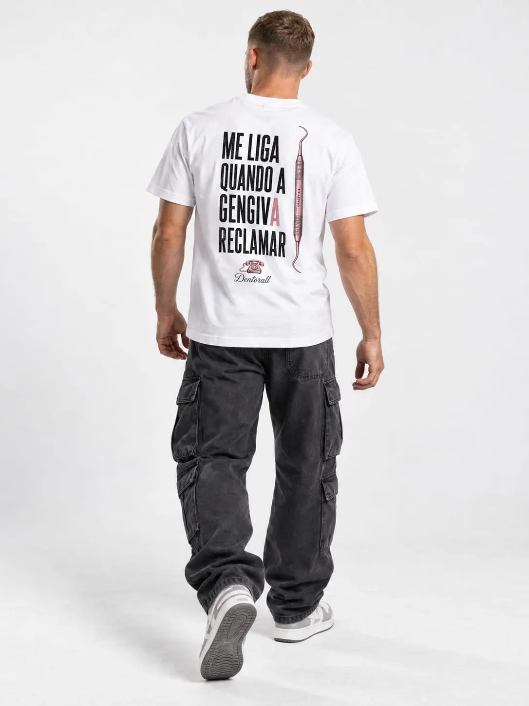 Me Liga II · em modelo